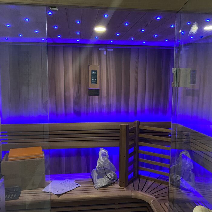 Copenhagen 3 Person Traditional Indoor Sauna